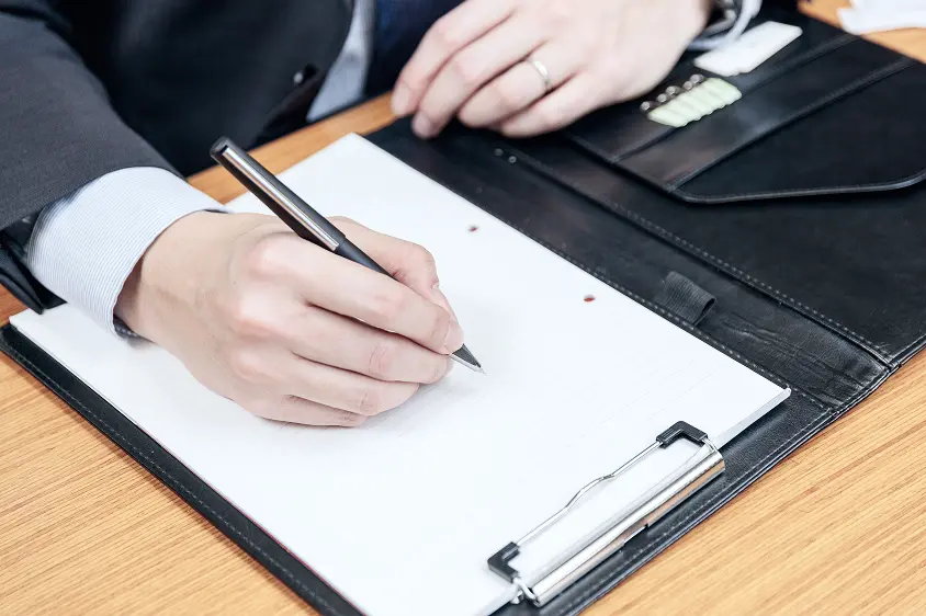 サマークラークの募集